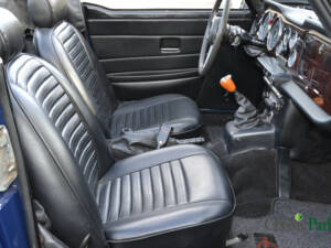 Image 29/50 of Triumph TR 6 (1975)
