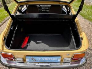 Image 37/71 de Peugeot 304 S Coupe (1974)