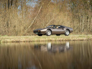 Bild 2/43 von Ferrari 308 GTS (1978)