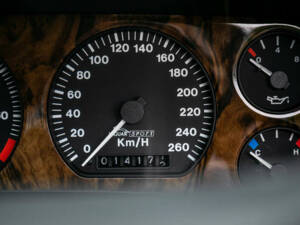 Image 8/45 de Jaguar XJRS 6.0 (1993)