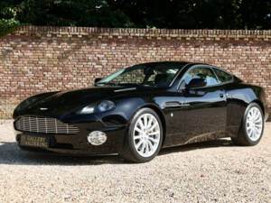 Immagine 15/50 di Aston Martin V12 Vanquish (2002)