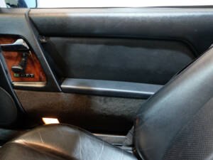 Afbeelding 19/38 van Mercedes-Benz 300 SL (1990)