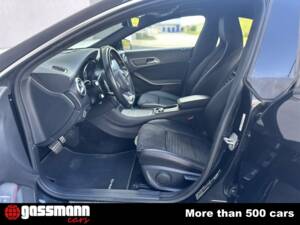 Image 12/15 of Mercedes-Benz CLA 220 CDI (2017)