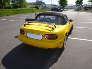 Immagine 7/56 di Mazda MX-5 1.6 (1995)