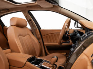 Image 22/39 de Maserati Quattroporte S 4.7 (2009)