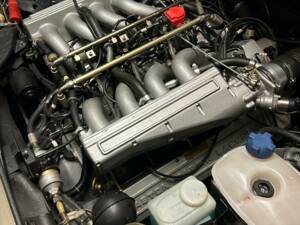 Afbeelding 8/9 van Aston Martin V8 EFi (1988)