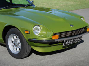 Image 8/40 of Datsun 240 Z (1972)