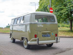 Imagen 2/7 de Volkswagen B 100 Pick-Up (1965)