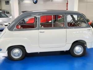 Bild 21/50 von FIAT 600 D Multipla (1964)