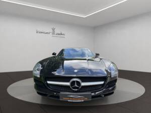 Image 4/16 of Mercedes-Benz SLS AMG (2011)