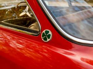 Image 14/21 of Alfa Romeo Giulia GT 1300 Junior (1968)