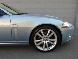 Bild 21/100 von Jaguar XKR (2008)