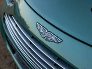 Image 44/50 of Aston Martin Cygnet (2013)