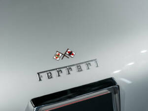 Image 12/43 of Ferrari 250 GT&#x2F;E (1963)