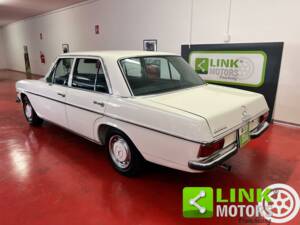 Bild 4/10 von Mercedes-Benz 220 D (1972)