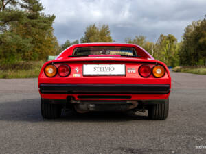 Image 33/65 of Ferrari 308 GTB (1978)