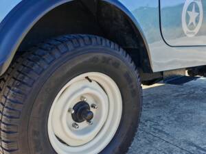 Image 16/31 of Jeep CJ-7 2.4L Diesel (1983)
