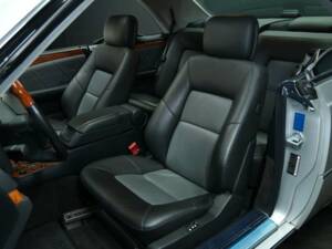 Bild 12/30 von Mercedes-Benz CL 600 (1997)
