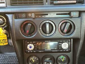 Image 10/10 of Mercedes-Benz 190 E 2.3-16 (1986)