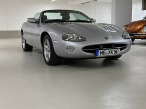 Afbeelding 3/17 van Jaguar XK8 4.0 (2002)