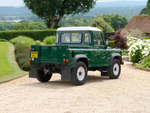 Bild 49/50 von Land Rover Defender 90 Td5 (2006)