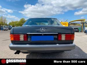 Immagine 6/15 di Mercedes-Benz 560 SEL (1991)