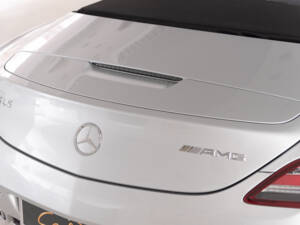 Image 24/48 of Mercedes-Benz SLS AMG Roadster (2012)