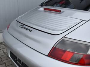 Imagen 11/36 de Porsche 911 Carrera (2000)