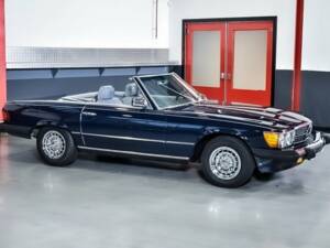 Immagine 7/7 di Mercedes-Benz 380 SL (1982)