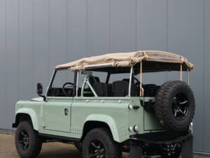 Image 12/41 of Land Rover 90 (1990)