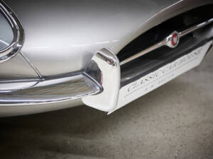 Immagine 17/99 di Jaguar E-Type 3.8 (1964)