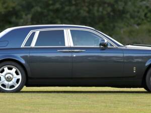 Image 10/50 of Rolls-Royce Phantom VII (2010)