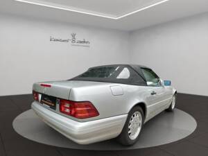 Bild 17/19 von Mercedes-Benz SL 320 (1998)