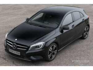 Image 3/32 of Mercedes-Benz A 180 (2014)