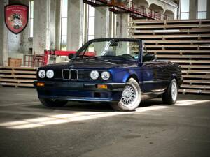 Bild 86/86 von BMW 318i (1994)