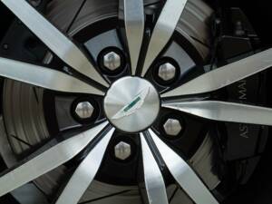 Afbeelding 25/50 van Aston Martin V8 Vantage S (2013)