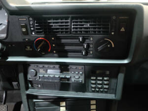 Image 10/18 de BMW 635 CSi (1986)