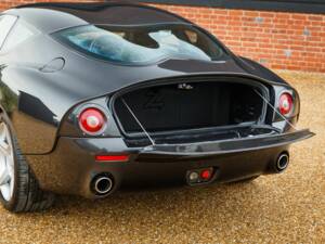 Image 28/50 of Aston Martin DB 7 Zagato (2004)