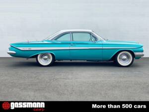 Immagine 4/15 di Chevrolet Impala Sport Coupe (1961)