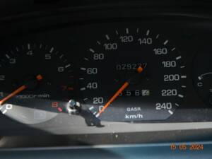 Image 6/38 of Mazda 626 2.0i (1994)
