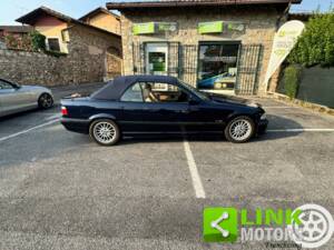 Bild 7/10 von BMW 320i (1999)