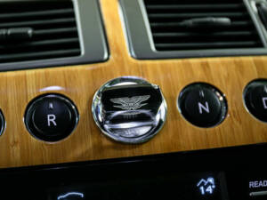 Immagine 20/43 di Aston Martin V8 Vantage (2010)