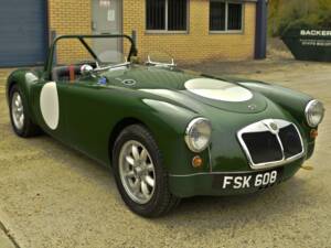 Image 5/36 of MG MGA 1600 (1958)