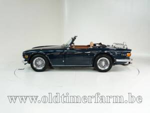 Image 7/15 of Triumph TR 6 (1971)