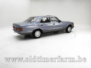 Image 2/15 de Mercedes-Benz 280 SE (1980)