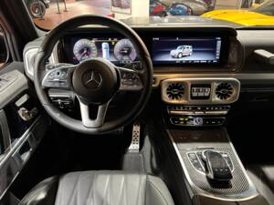 Image 8/33 of Mercedes-Benz G 400 d (lang) (2020)