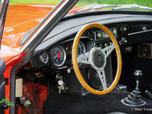 Image 31/46 de MG MGB GT V8 (1975)