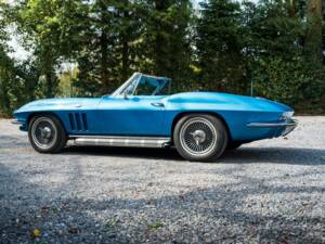 Immagine 5/19 di Chevrolet Corvette Sting Ray (1966)