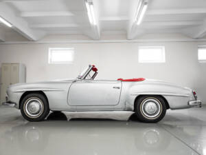 Image 11/39 of Mercedes-Benz 190 SL (1962)