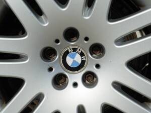 Image 22/50 of BMW 750iL (2001)